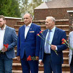 Замдиректора ТОКМ принял участие в патриотической акции у Мемориала воинам-сибирякам на Смоленщине