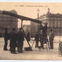 Открытка. Paris. L`Astronome de la Bastille (Париж. Астроном на площади Бастилии). Набор открыток "Paris. Quelques scenes" ("Париж. Несколько сцен")