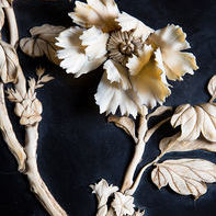 Японское панно – цветы из слоновой кости